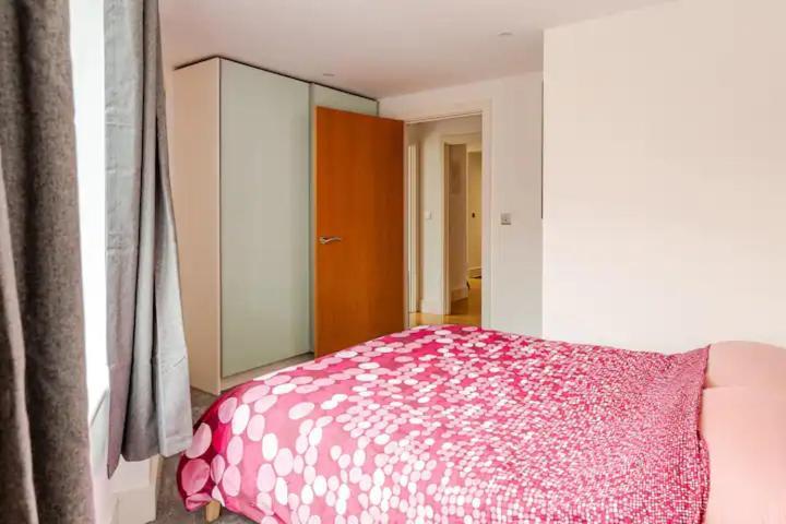Brand New Flat In Central London With Car Park Exteriér fotografie