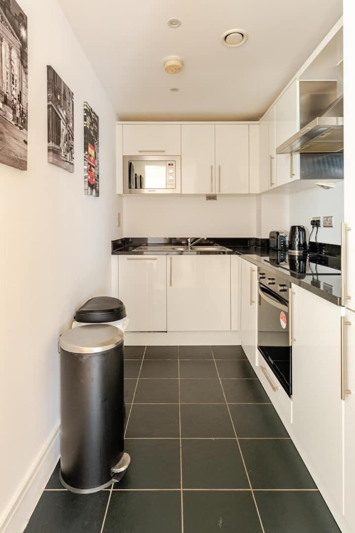 Brand New Flat In Central London With Car Park Exteriér fotografie